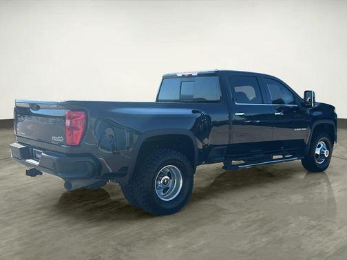 2022 Chevrolet Silverado 3500 High Country