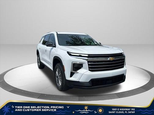 2025 Chevrolet Traverse LT
