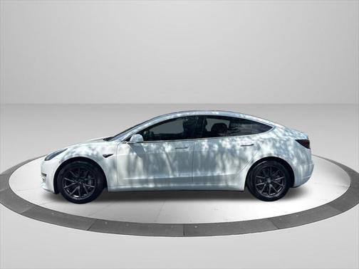2019 Tesla Model 3 Standard Range