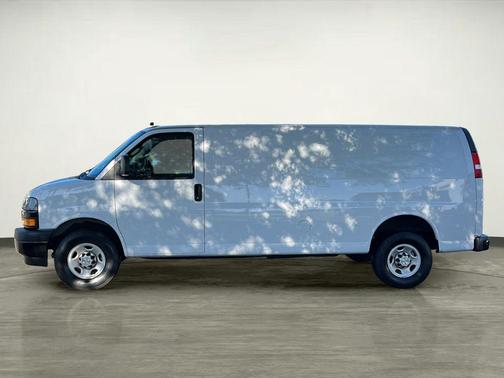 2023 Chevrolet Express 2500 RWD 2500 Extended Wheelbase WT