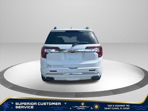 2022 GMC Acadia Denali