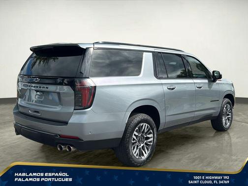 Sterling Gray Metallic 2025 Chevrolet Suburban 4WD Z71