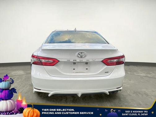 2020 Toyota Camry SE