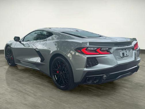 2024 Chevrolet Corvette Stingray w/2LT