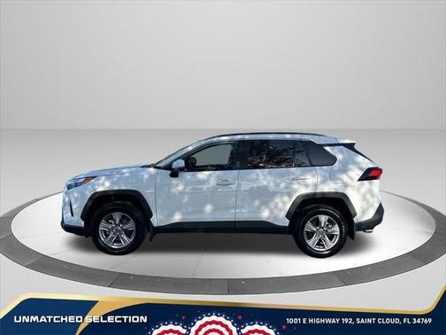 2024 Toyota RAV4 XLE