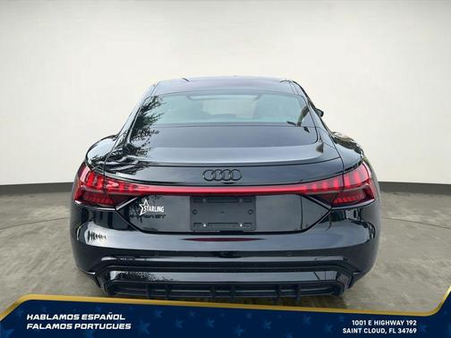 Mythos Black Metallic 2022 Audi e-tron GT Prestige