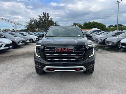 2026 GMC Yukon XL 4WD AT4