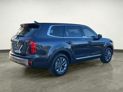 2025 Kia Telluride LX
