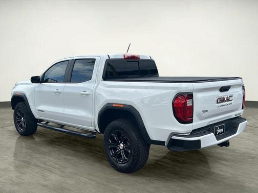 Summit White 2024 GMC Canyon Elevation