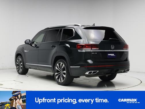 Green 2022 Volkswagen Atlas SEL Premium R-Line
