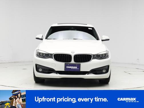 White 2018 BMW 330 XI Gran Turismo