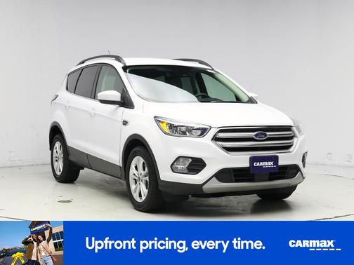 White 2018 Ford Escape SE