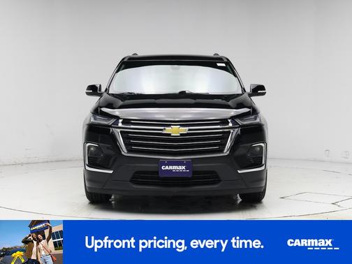 Black 2023 Chevrolet Traverse LT Cloth