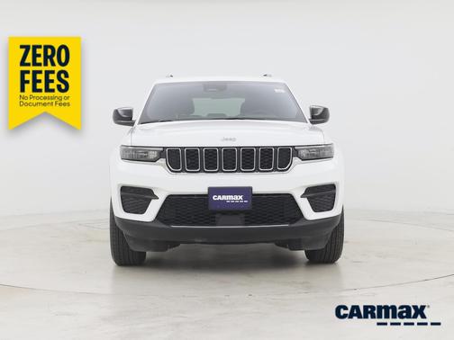 White 2025 Jeep Grand Cherokee Laredo X