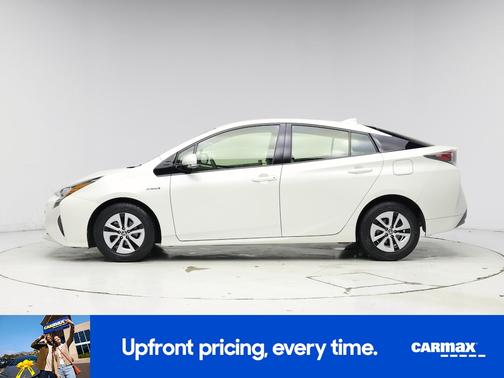 White 2017 Toyota Prius Four
