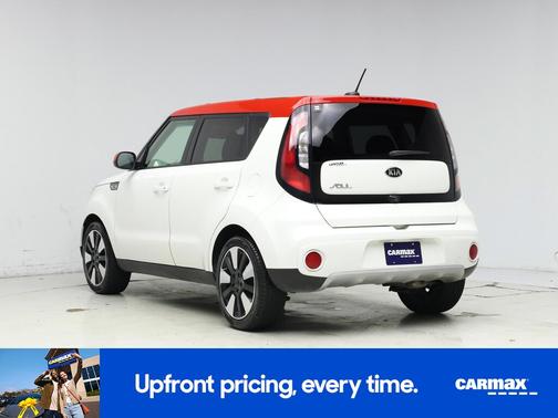 White 2019 Kia Soul +