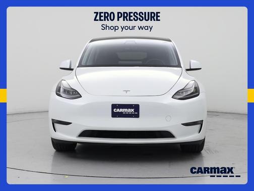 Silver 2023 Tesla Model Y Long Range