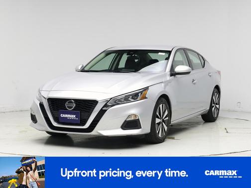 Silver 2021 Nissan Altima SV