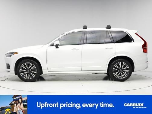 White 2022 Volvo XC90 T5 Momentum