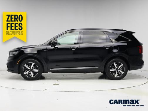 Black 2021 Kia Sorento S