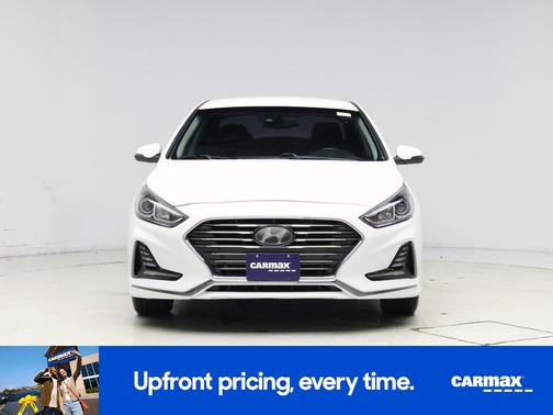 White 2018 Hyundai SONATA SEL
