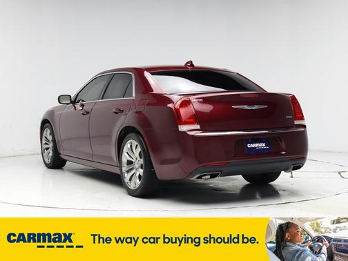 2019 Chrysler 300 Touring L