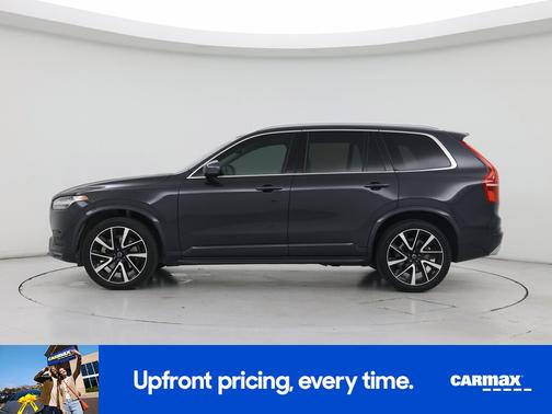 2021 Volvo XC90 T6 Momentum