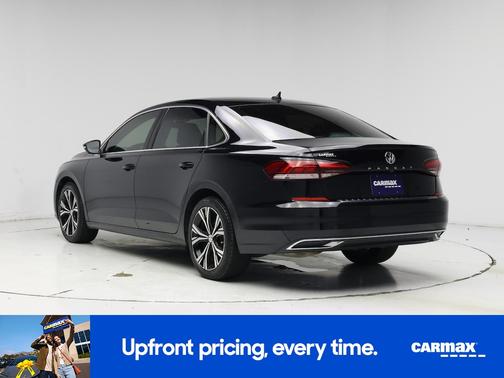 Black 2021 Volkswagen Passat SE