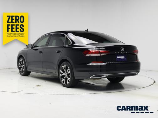 Black 2021 Volkswagen Passat SE