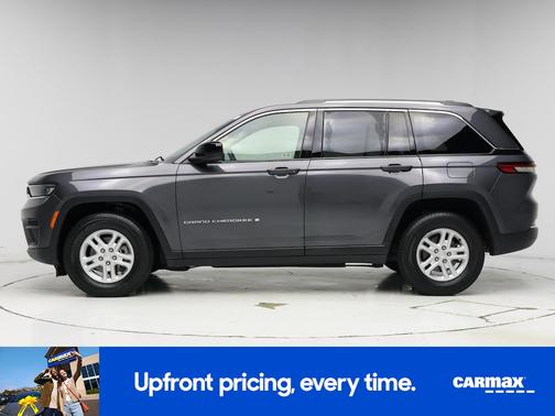 Gray 2024 Jeep Grand Cherokee Laredo