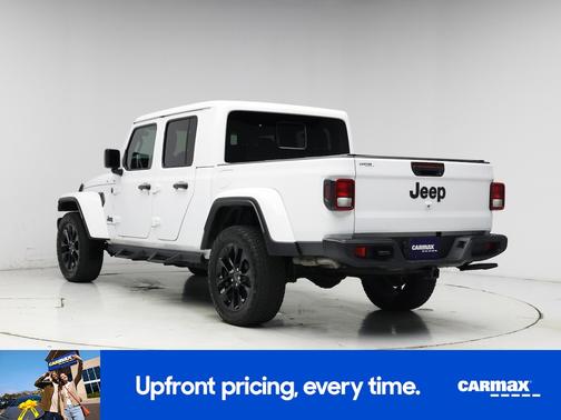 White 2025 Jeep Gladiator Nighthawk