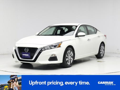 White 2021 Nissan Altima S
