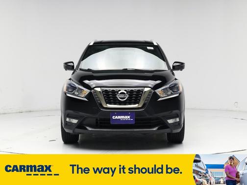2019 Nissan Kicks SR