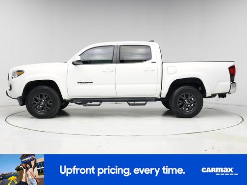 White 2022 Toyota Tacoma SR5