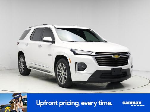 White 2023 Chevrolet Traverse High Country