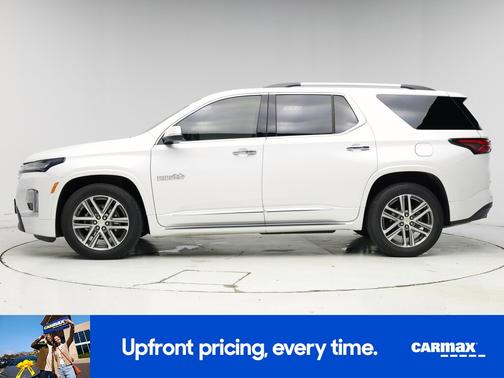White 2023 Chevrolet Traverse High Country
