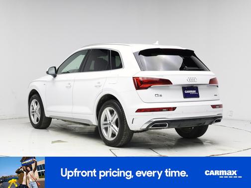 White 2025 Audi Q5 S-Line Premium