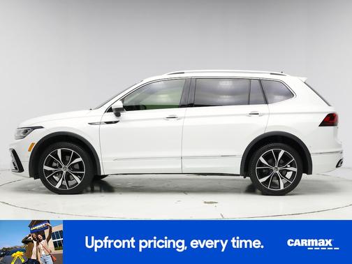 White 2022 Volkswagen Tiguan SEL R-Line