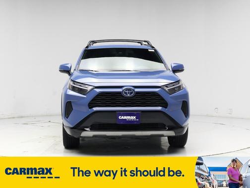 2023 Toyota RAV4 Hybrid SE