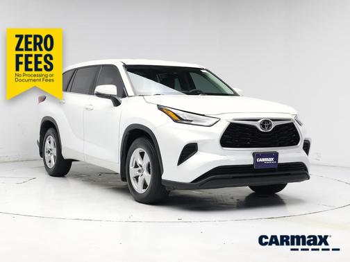 White 2023 Toyota Highlander L