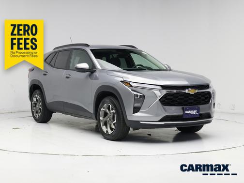 Gray 2025 Chevrolet Trax LT
