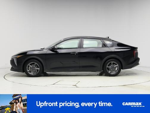 Black 2025 Kia K4 LXS