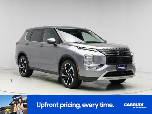 2022 Mitsubishi Outlander SE