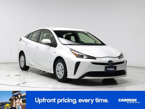 2022 Toyota Prius LE