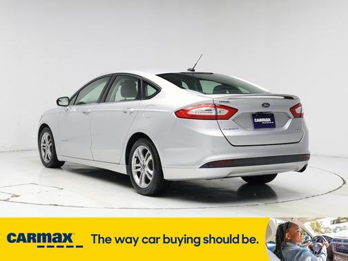 2016 Ford Fusion Hybrid SE