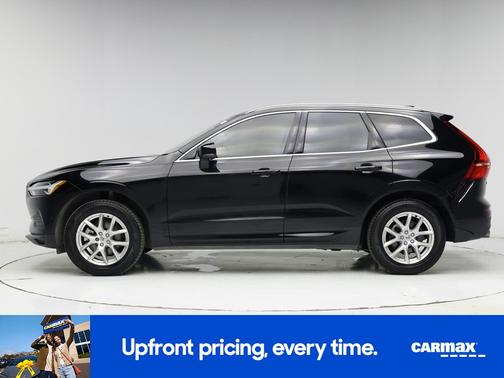 Black 2019 Volvo XC60 T5 Momentum