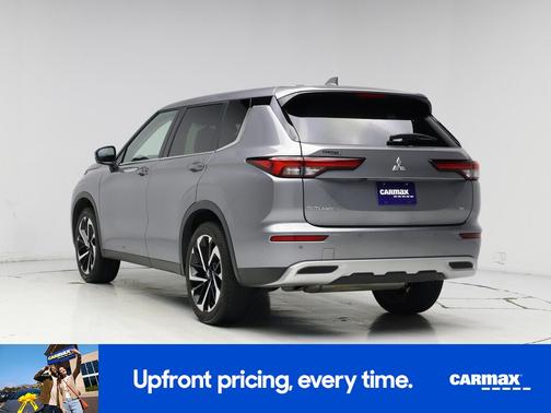 2022 Mitsubishi Outlander SE