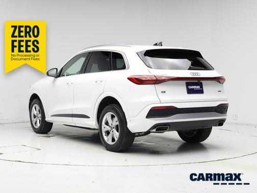 White 2025 Audi Q5 Premium