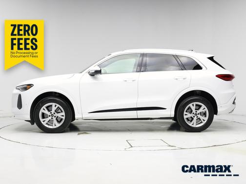 White 2025 Audi Q5 Premium