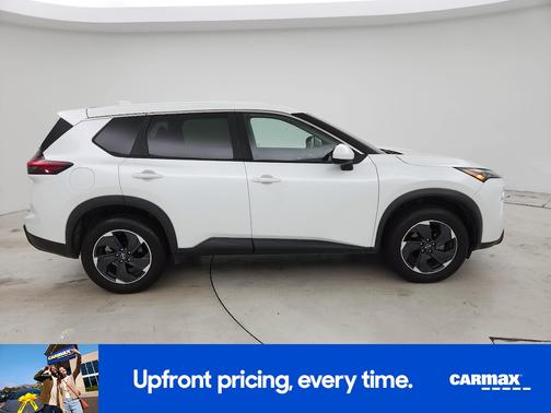 White 2024 Nissan Rogue SV